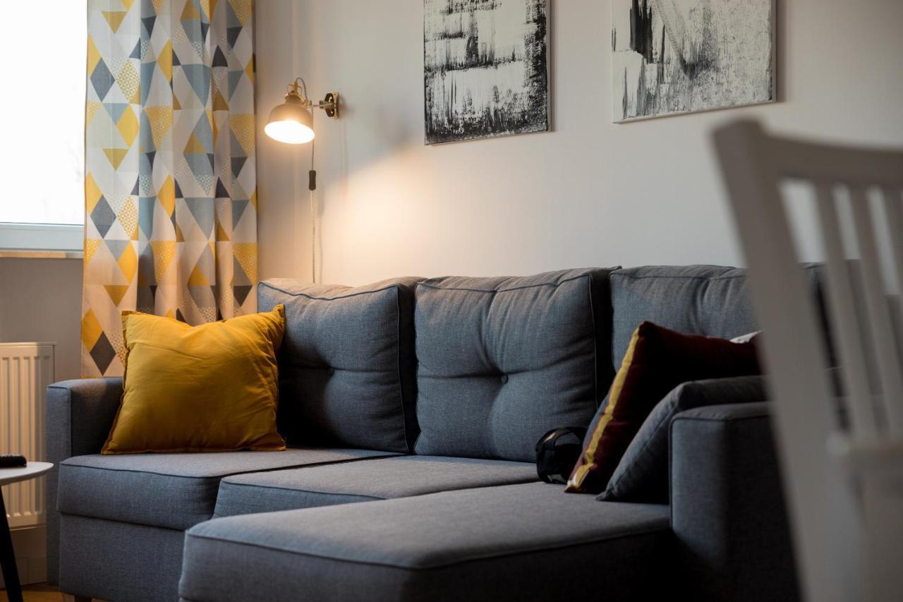 Ochota Homely Apartment Varsavia Esterno foto